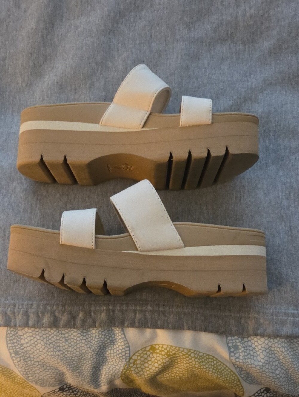 Reef Women's Double Strap Slides in Light Beige - Picture 2 of 5